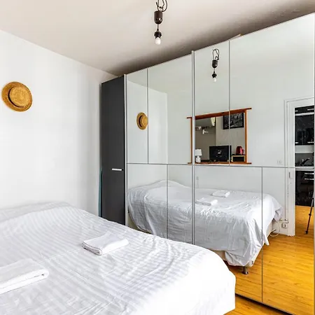 Guestready - Parisian Haven Near Attractions Appartamento Parigi