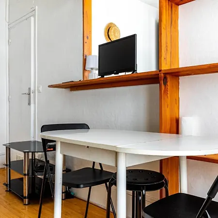 Guestready - Parisian Haven Near Attractions Appartamento Parigi